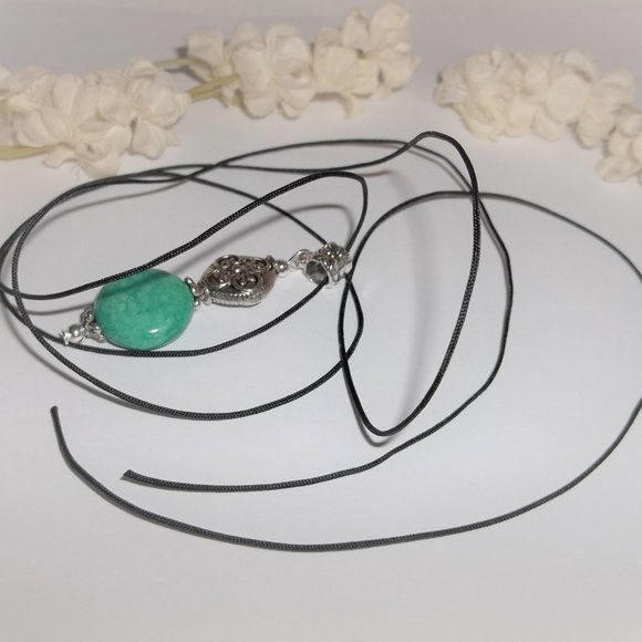 Necklace Pendant Beaded Green & Silver Jewelry Gift Idea for Her Necklace A111 - Picture 4 of 9